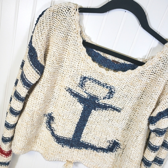 Free People Sweaters - Rare Free People Anchor Crop Sweater